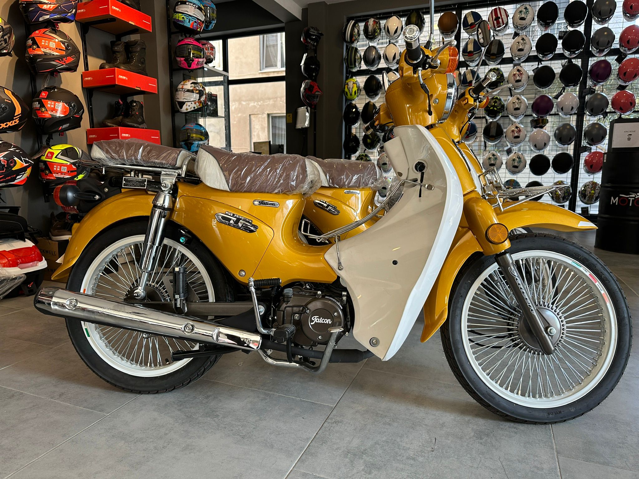Falcon Retro50 Bal rengi 50cc
